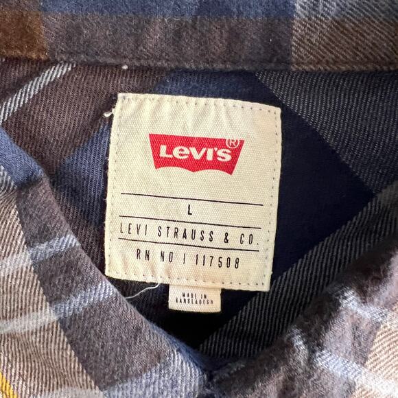 Levi’s Flannel Button-Down Shirt Men’s L – Blue Brown Plaid 100% Cotton - Picture 2 of 9